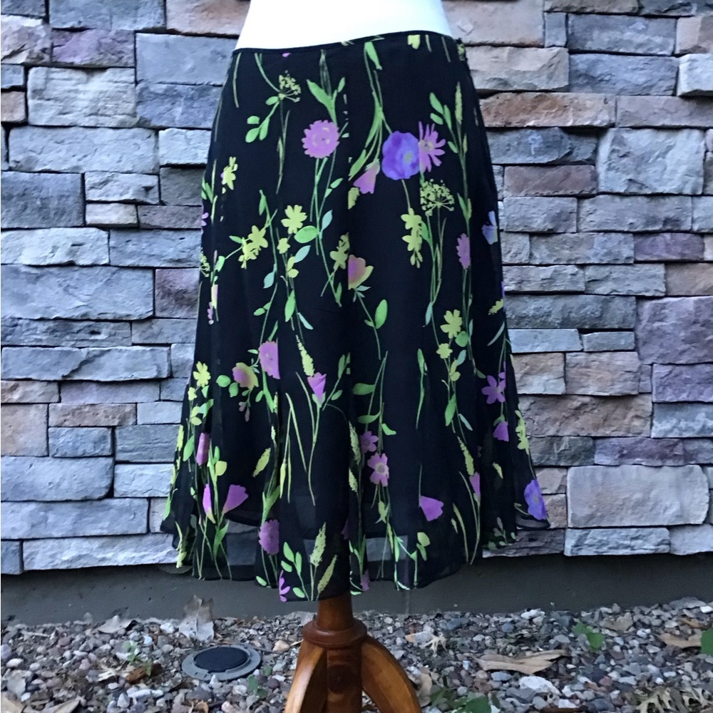 Black floral silk skirt, flared size 10